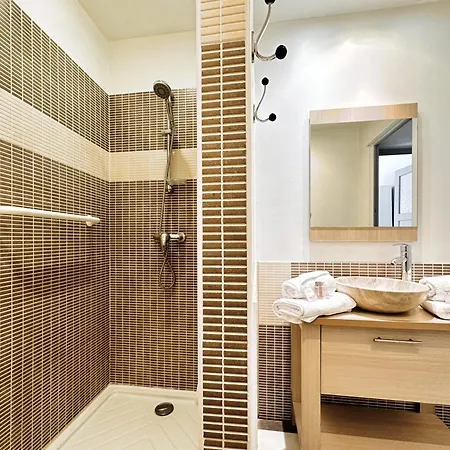 Le Globe Trotteur - 2 Pieces Centre Apartment