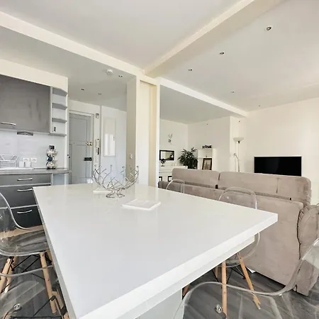 Apartment Le Globe Trotteur - 2 Pieces Centre Cannes