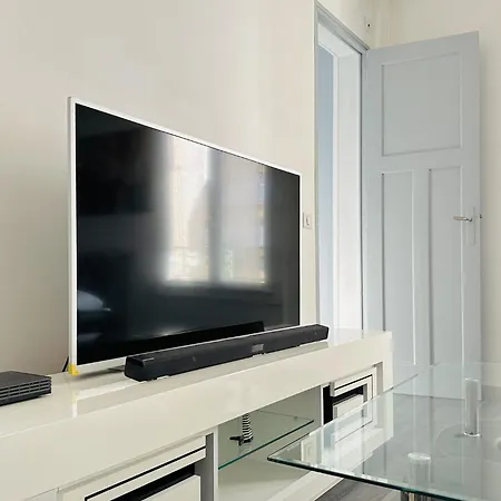 Le Globe Trotteur - 2 Pieces Centre Cannes